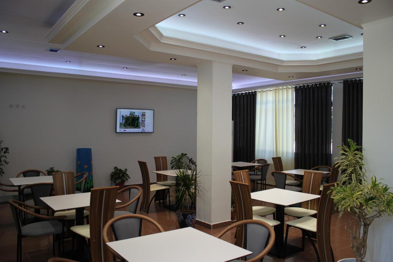 Hotel Mondo Hotel *